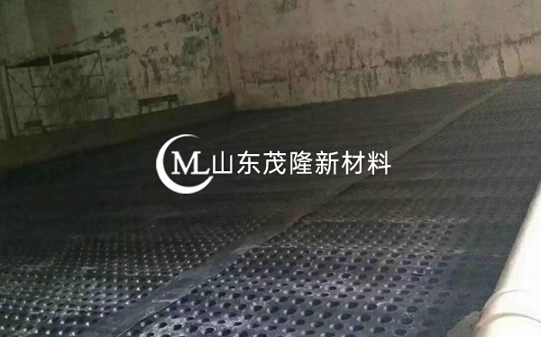 《青岛地铁1号线停车场》土工布、排水板施工