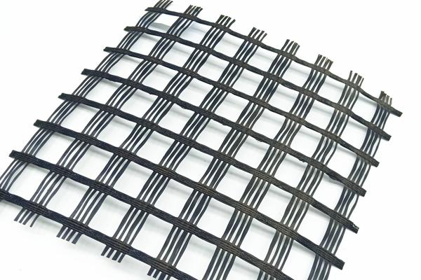 玻纤土工格栅应用指南：全面解析用途、安装及维护技巧  第1张