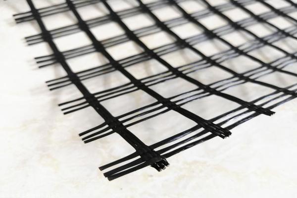 玻纤土工格栅应用指南：全面解析用途、安装及维护技巧  第3张