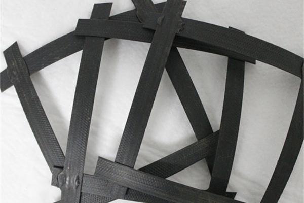 土工格栅有哪些分类及其特点概述  第2张