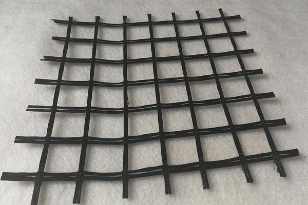 300g双向拉伸塑料土工格栅的特点 第1张
